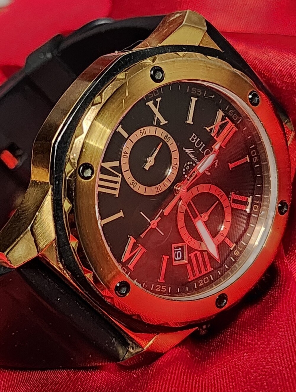 Mens Bulova Marine Star - 98B104- Great Condition